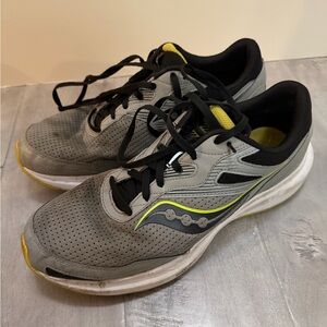 Saucony Men's Gray and Yellow Athletic Running Shoes